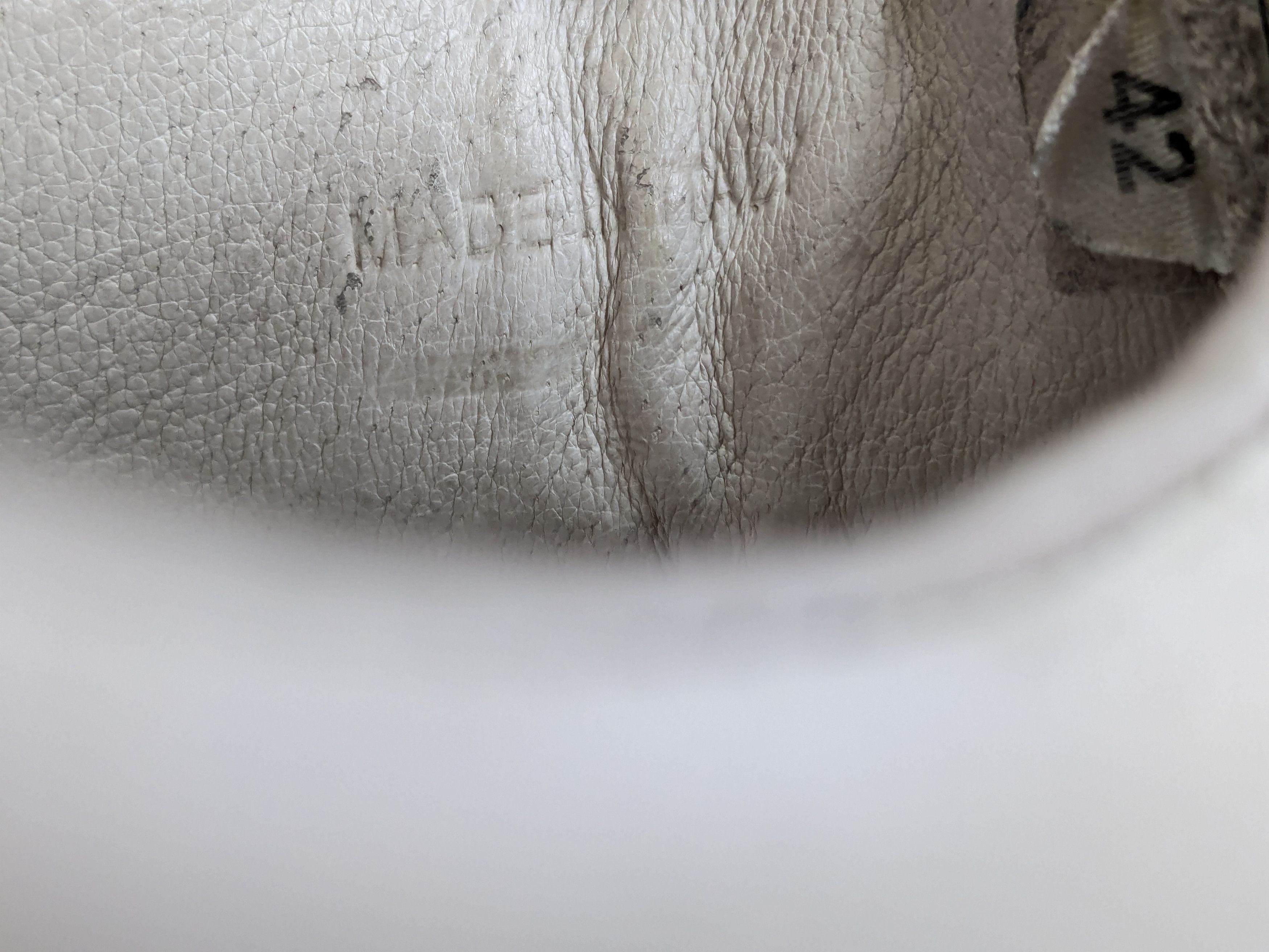 Maison Margiela Margiela GAT Replica White Gray 9 42 Low Tops Size US 9 / EU 42 - 11 Thumbnail