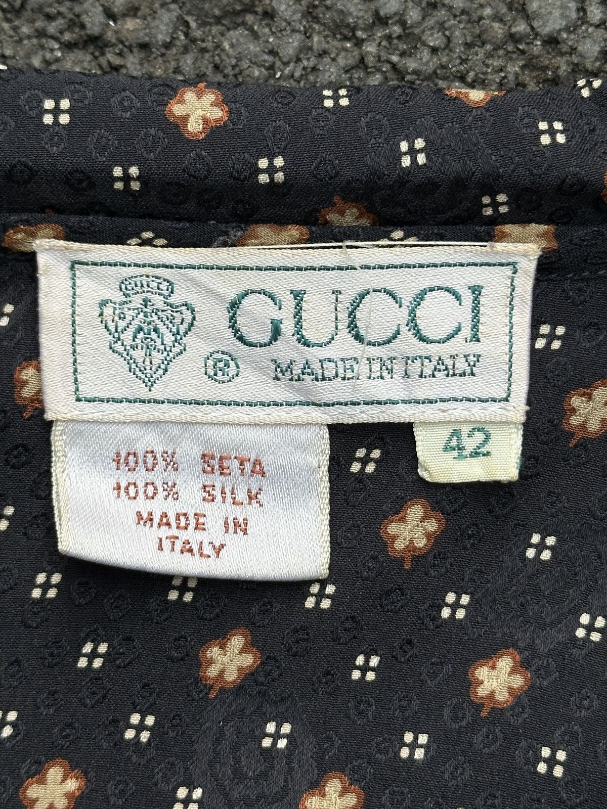 Gucci VINTAGE 80s GUCCI TOP SILK MONOGRAM SHIRT Size L / US 10 / IT 46 - 6 Thumbnail