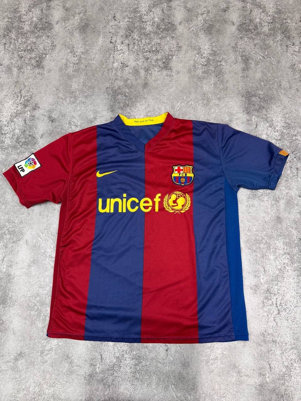 Nike Nike FC Barcelona Home Jersey 2006-2007 UNICEF La Liga Shirt Size US S / EU 44-46 / 1 - 1 Thumbnail
