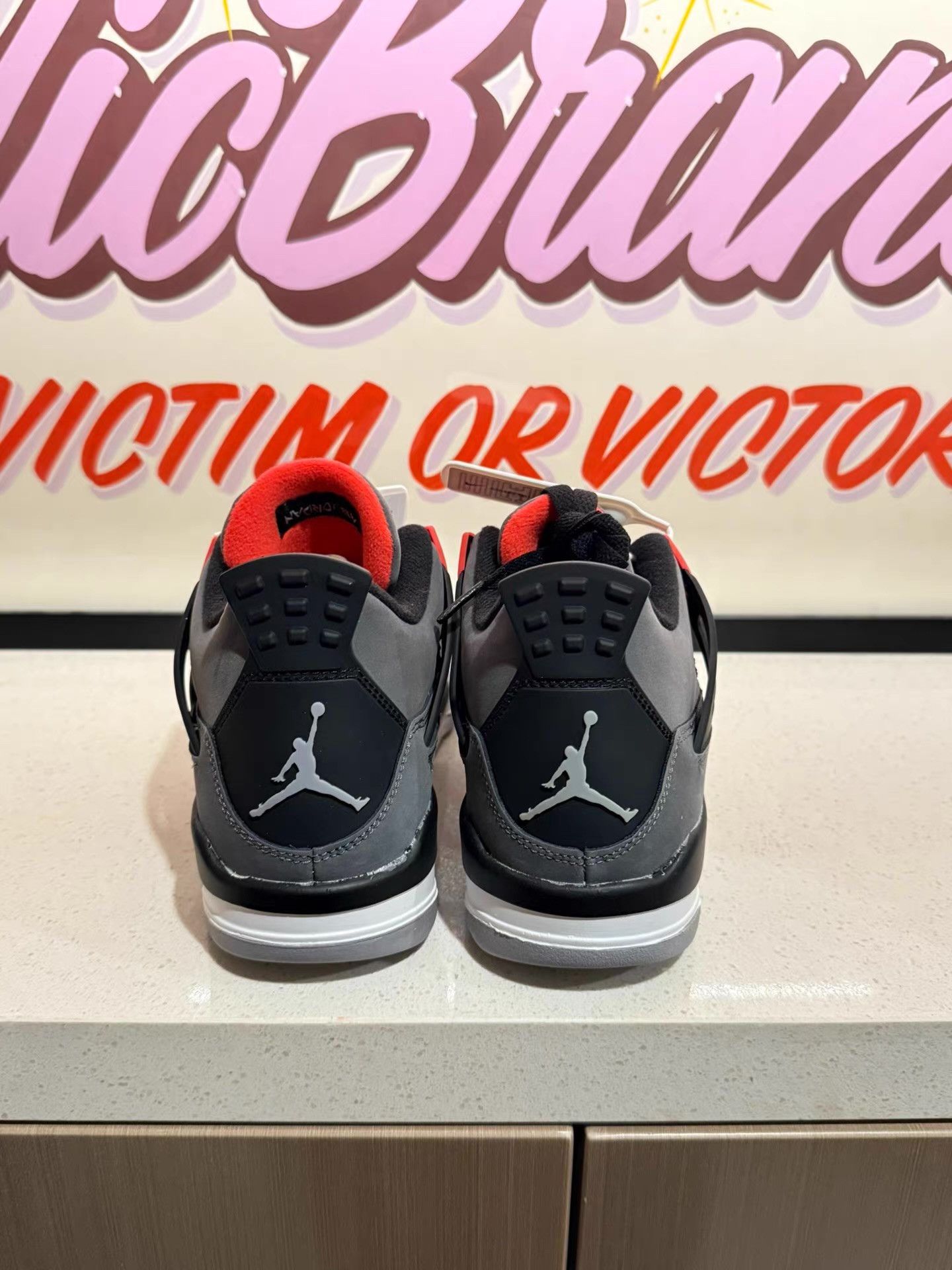 Nike Genuine Air Jordan 4 Retro "Infrared"colorway。 Ｑ20 Size US 5.5 / EU 38 - 3 Thumbnail