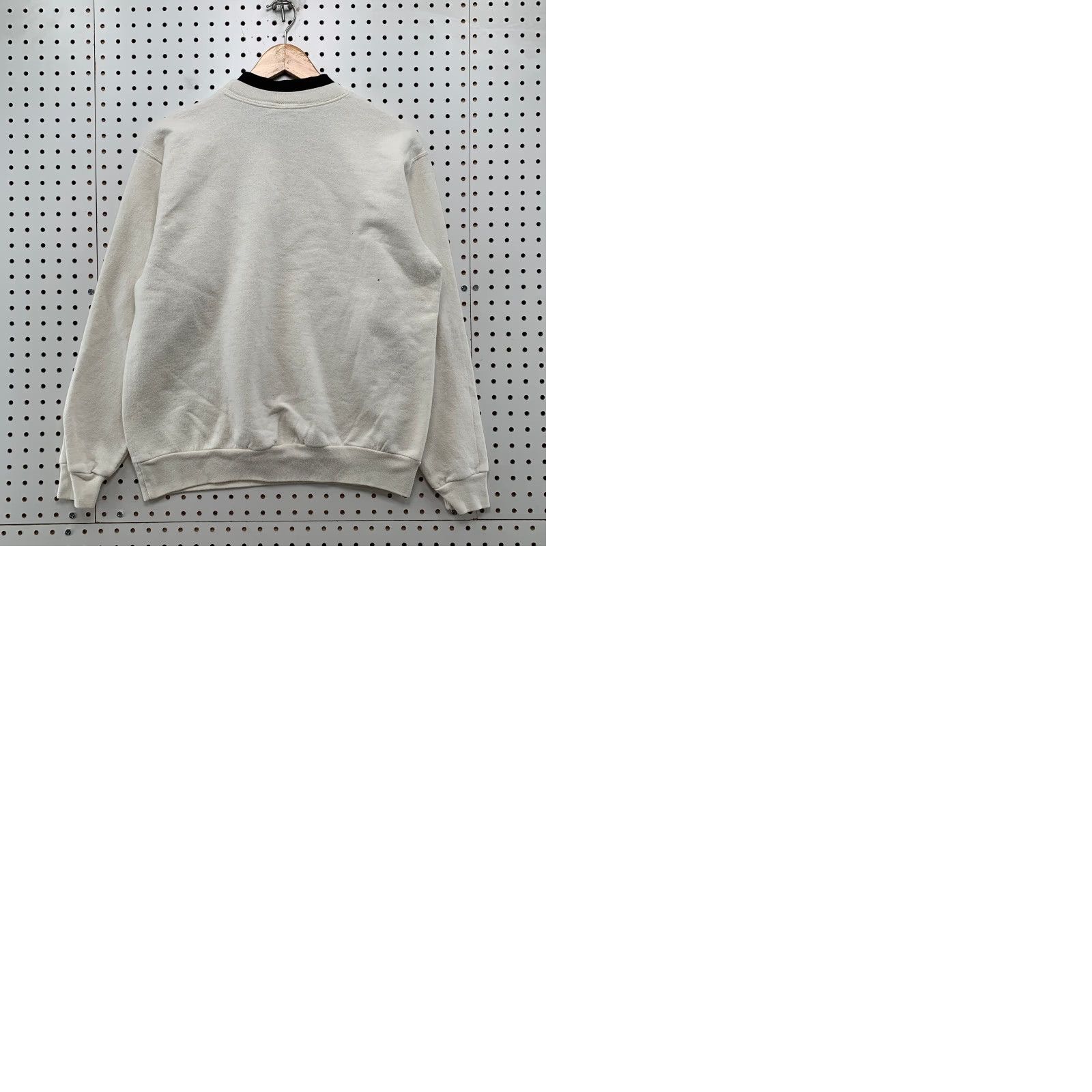 Vintage VINTAGE Morning Sun Sweatshirt Woman Large White Embroidered Top Stitch Bird Crewneck Regular Pullover Size L / US 10 / IT 46 - 9 Thumbnail