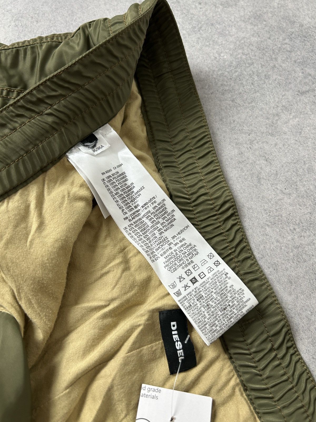 Diesel Diesel Nylons cargo pants mens Size US 36 / EU 52 - 5 Thumbnail