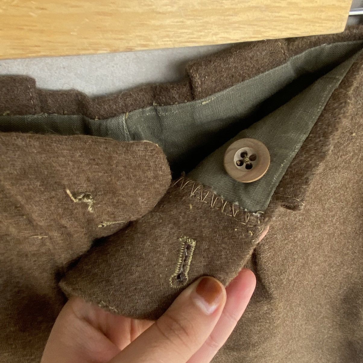 Other Vintage Brown Corduroy Trousers With Elastic W30 L34 Size US 30 / EU 46 - 6 Thumbnail