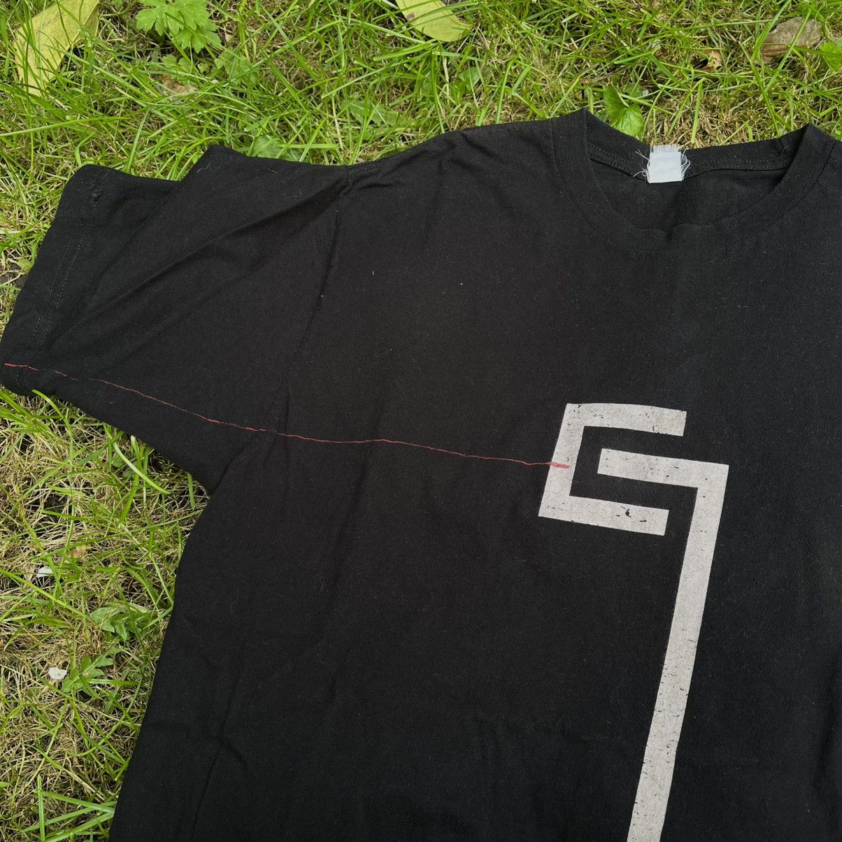 Other NIN 2000s Nine Inch Nails T Shirt Size US L / EU 52-54 / 3 - 5 Thumbnail