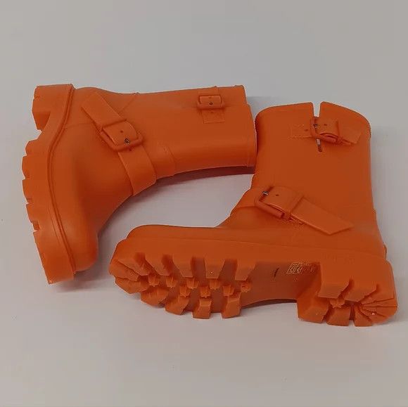 Jimmy Choo Jimmy Choo Yael Orange Biodegradable Rubber Rain Boots- 36 Size US 6 / IT 36 - 5 Thumbnail