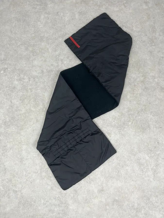 Prada 2000s Prada Black Nylon Warm Scarf Size ONE SIZE - 1 Thumbnail