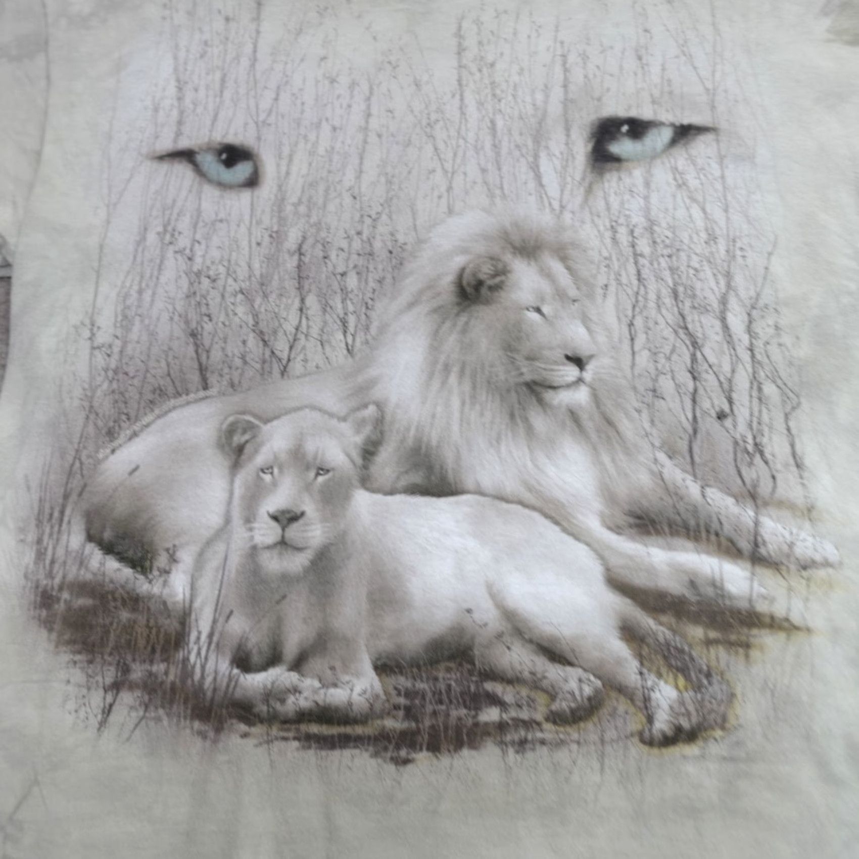 The Mountain Mountain Shirt M Adult Beige Gray Lions 2009 Cotton Made in USA Mens Shirt Size US M / EU 48-50 / 2 - 2 Thumbnail