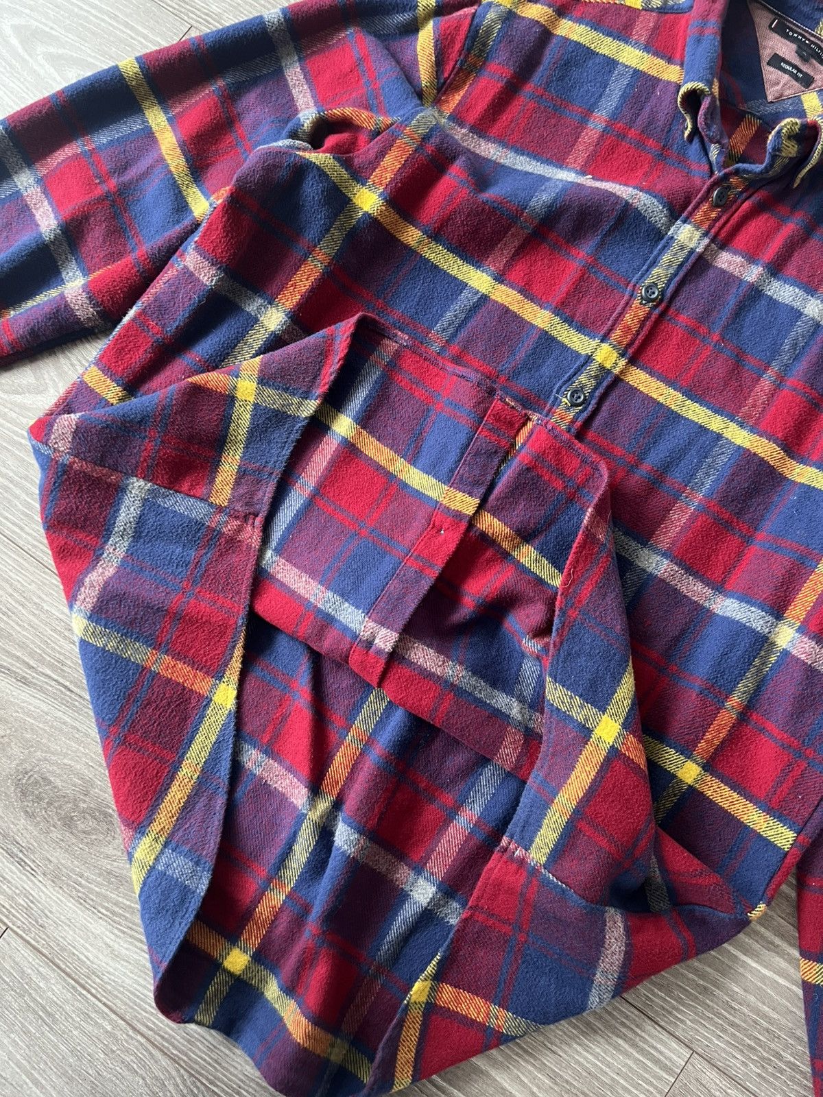 Tommy Hilfiger ‼️Tommy Hilfiger Flanel Teddy Type Sleeve Logo Shirt‼️ Size US XL / EU 56 / 4 - 12 Thumbnail