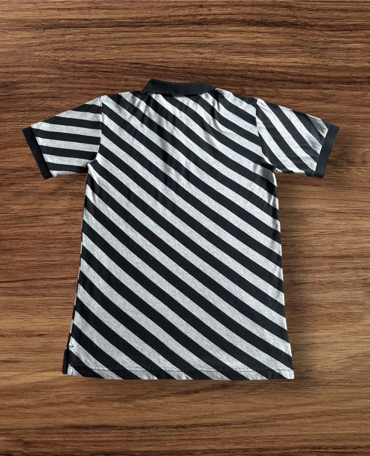 Takeo Kikuchi Japanese Brand TAKEO KIKUCHI Striped Two Tone Color Polos Size US S / EU 44-46 / 1 - 2 Thumbnail