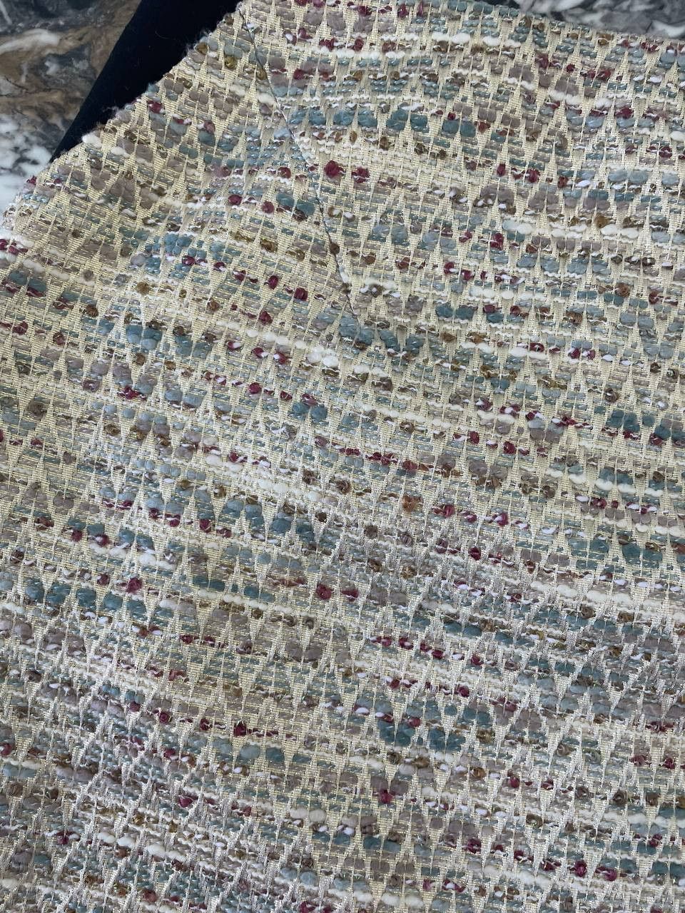 Ted Baker Ted Baker Geometric Tweed Skirt Size2 UK10 Gold Thread Lined Size 28" / US 6 / IT 42 - 4 Thumbnail