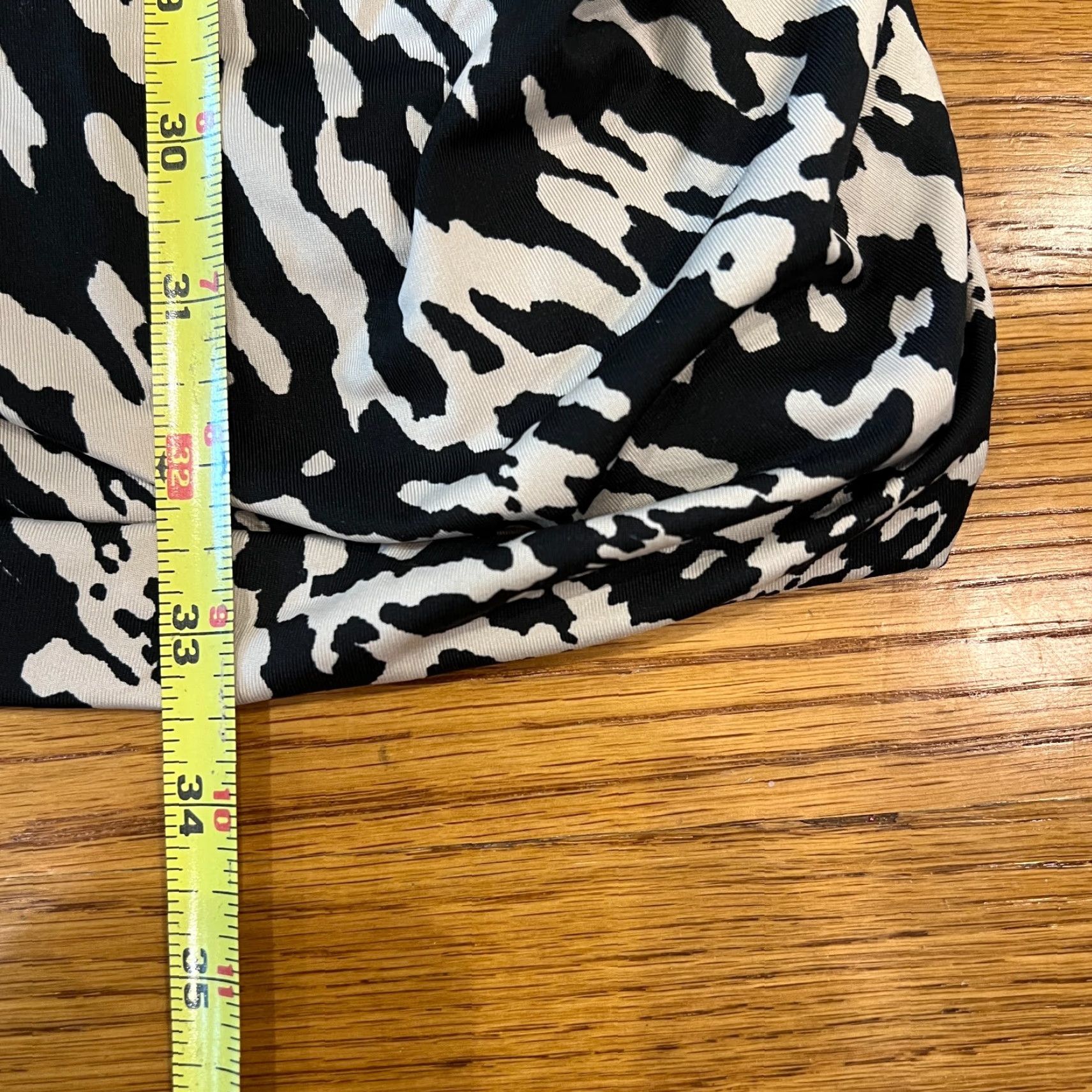 H&M VINTAGE H&M Bodycon Dress Midi Long Sleeve Jersey Black Beige Size Medium Womens Classic Sexy Fall Spring Summer Size M / US 6-8 / IT 42-44 - 6 Thumbnail
