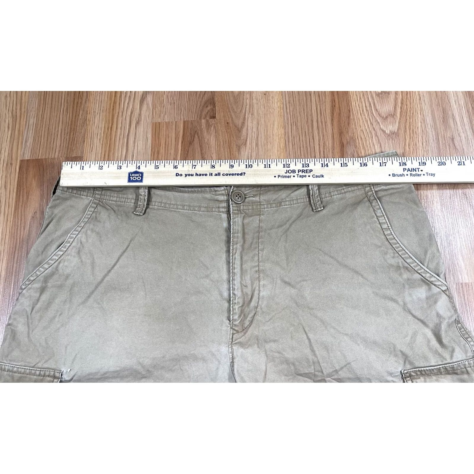Express Express Cargo Shorts Mens Size 34 Beige Khaki Cargo Pocket Flat Front Utility Cotton Canvas Summer 34 Mens Beige Clothing Size US 34 / EU 50 - 3 Thumbnail