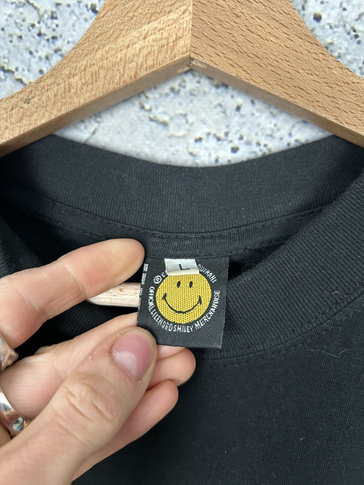 Vintage Vintage Smiley Loufrani 90s Graphic Tee Big Logo Skate Baggy Size US L / EU 52-54 / 3 - 4 Thumbnail