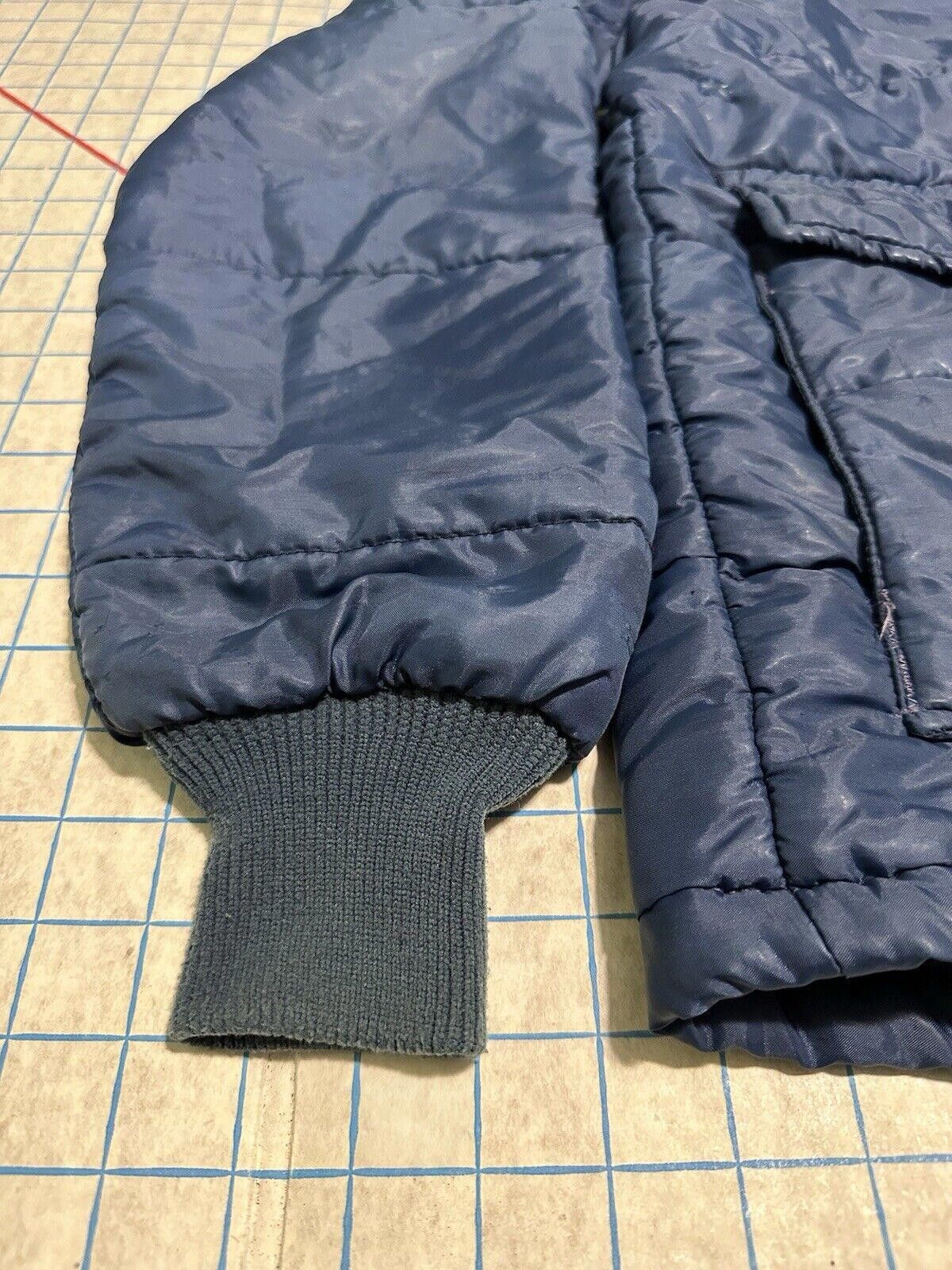 Champion vintage 70's Puffer Coat Jacket L Nylon USA CHAMPION Size US L / EU 52-54 / 3 - 9 Thumbnail