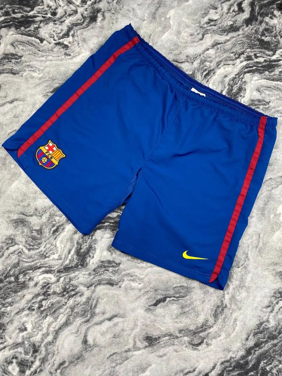 Nike Vintage Nike FC Barcelona 2006 2007 Home Shorts Soccer Size US 32 / EU 48 - 1 Thumbnail