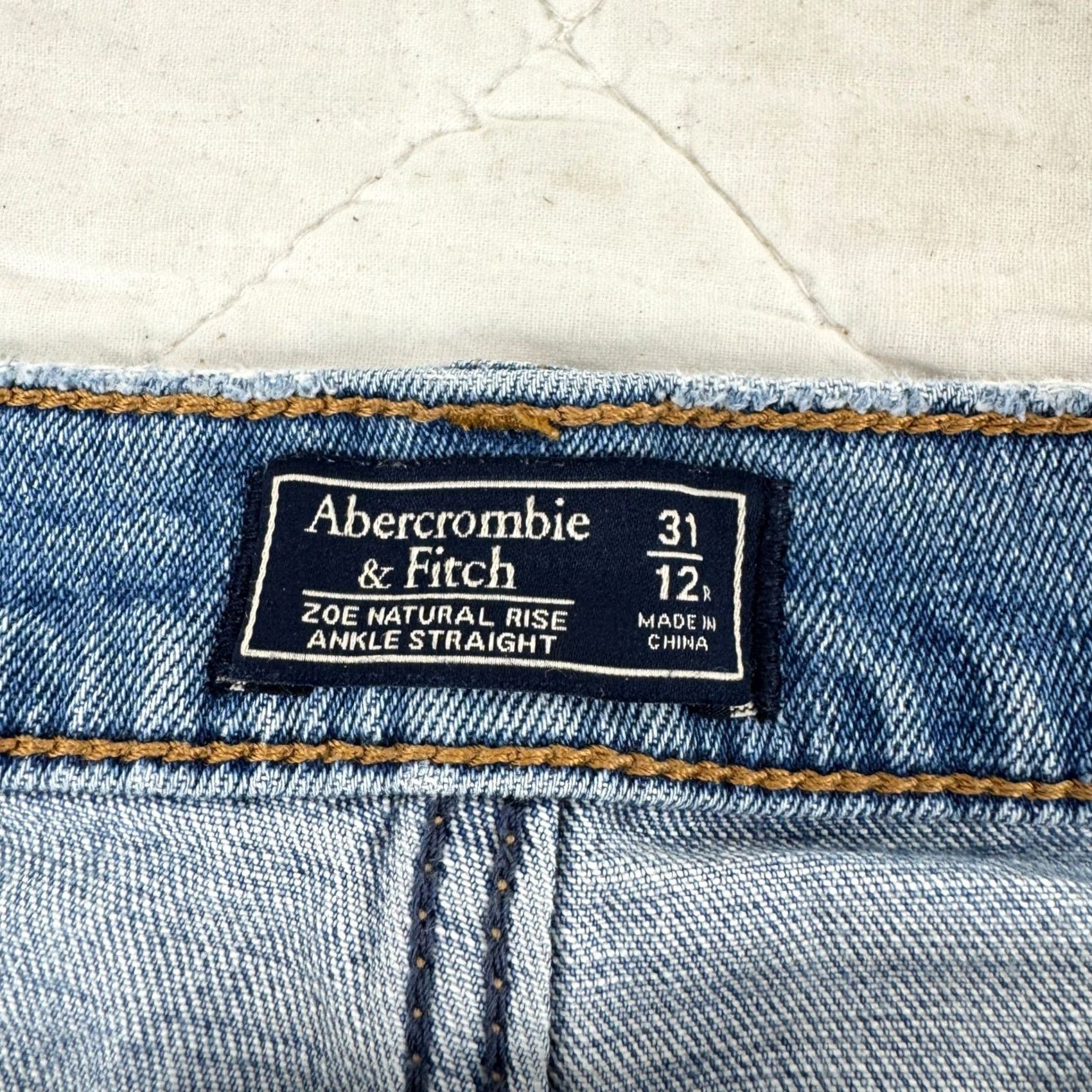 Abercrombie & Fitch Abercrombie & Fitch Zoe Natural Rise Ankle Straight Jeans Distressed Stripe Blue 12R Womens Size 34" / US 12 / IT 48 - 3 Thumbnail