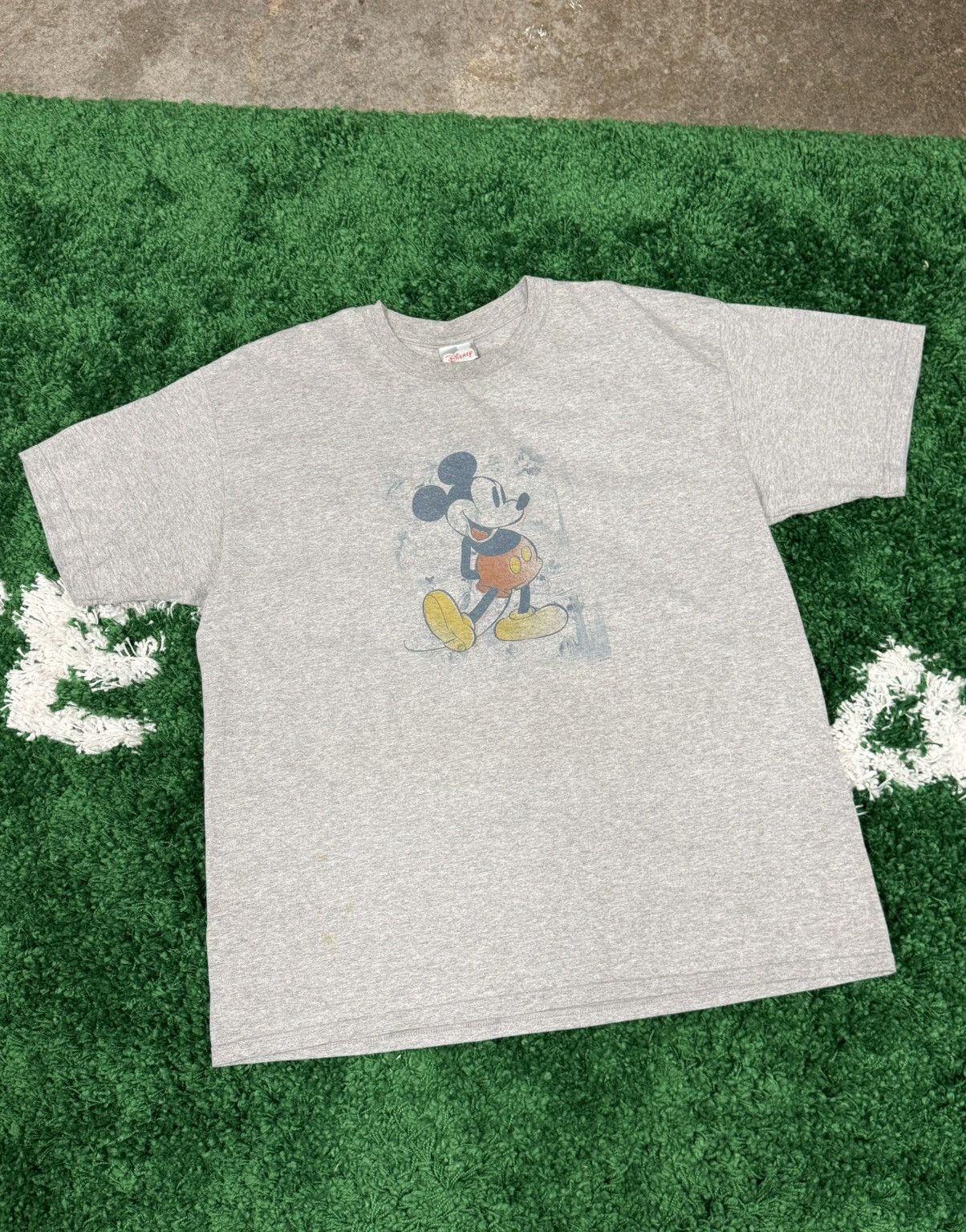 Vintage Y2K 00s Disney Store Mickey Mouse Tee Grey XL