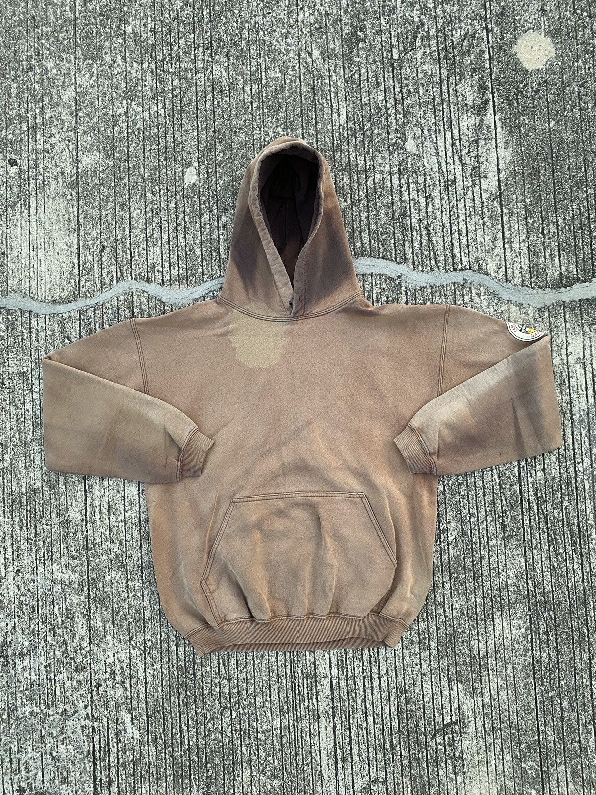 image of Russell Athletic x Vintage Faded Gildan Ultra Brown Hoodie, Men's (Size Medium)