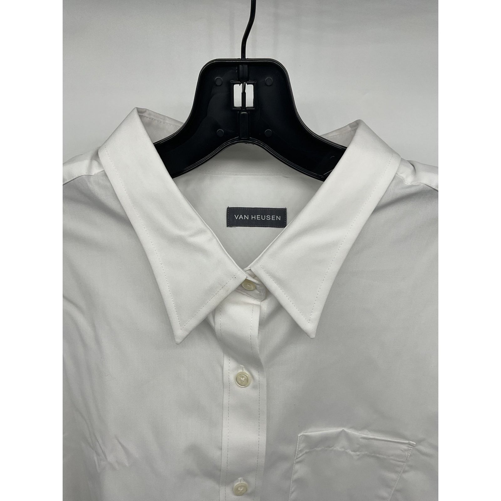 Van Heusen Van Heusen Women’s Button-up Dress Shirt - Size 24-26/3XL Size 3XL / US 20-22 - 3 Thumbnail