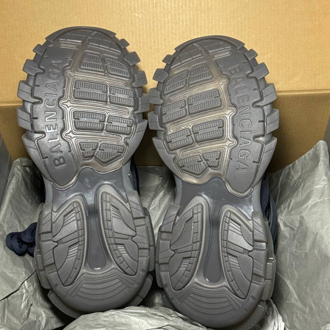 Balenciaga 40 Balenciaga track 1 Crearsole Blue Gray Size US 7 / EU 40 - 10 Thumbnail