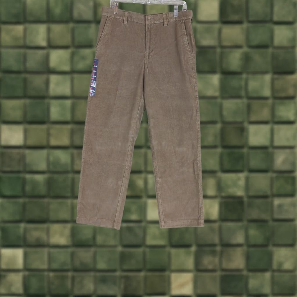 Croft & Barrow Croft & Barrow Corduroy Pants Mens 32x30 Brown Flat Front Flex Waist Classic Straight Leg Cotton NWOT Regular Rise Brown Charcoal? Size US 32 / EU 48 - 1 Thumbnail