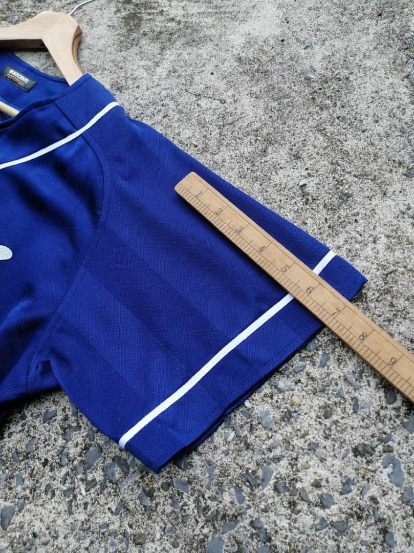 Descente × Japanese Brand Descente Eagles 18 Japan Baseball Jersey Size US L / EU 52-54 / 3 - 5 Thumbnail