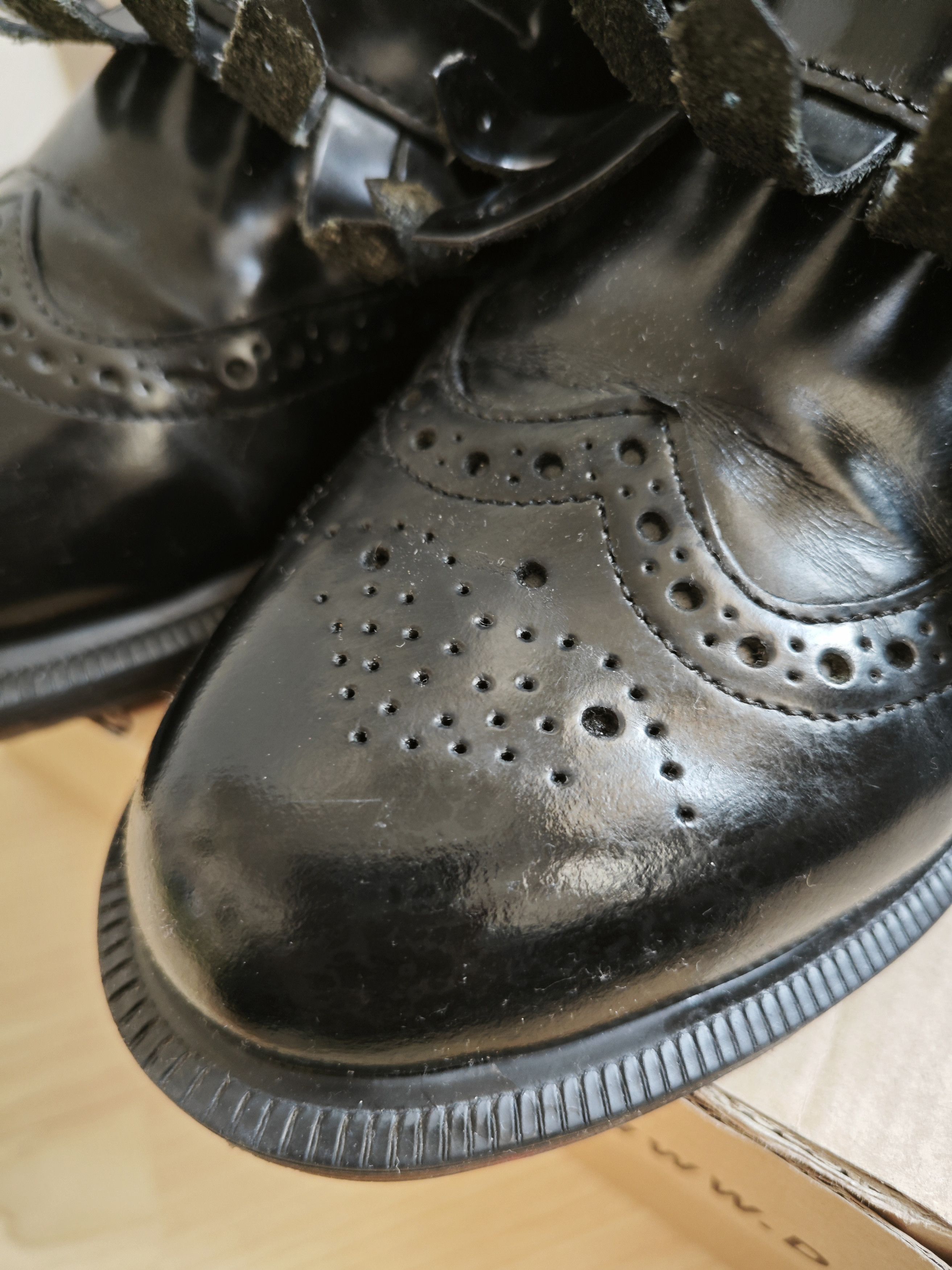 Dr. Martens Dr. Martens Tina Brogue Boots – Gr. 38 Size US 8 / IT 38 - 8 Thumbnail