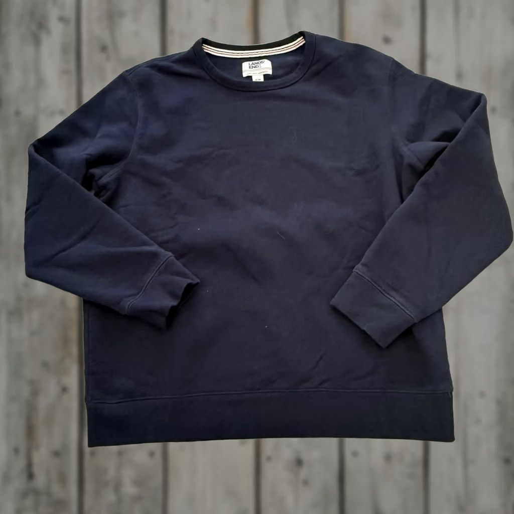 Lands' End Lands' End Serious Sweats Crewneck Sweatshirt Mens Large Distressed Navy Blue Solid Distressed Size US L / EU 52-54 / 3 - 1 Thumbnail