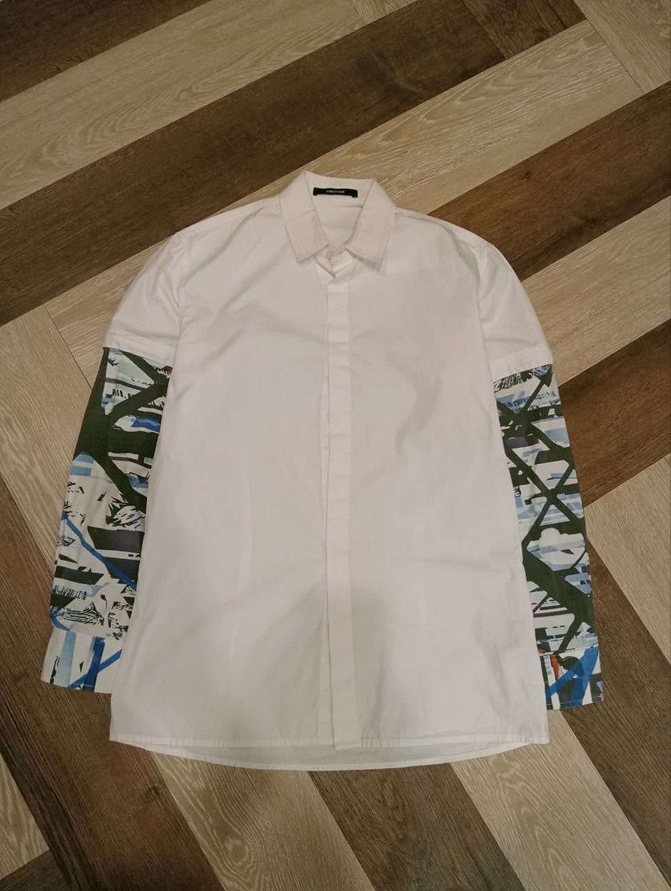 KENNETH NING BUTTON UP SHIRT SIZE S
