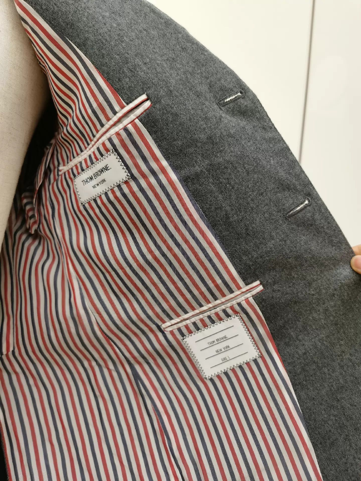 Thom Browne Thom Browne Wool Blazer Gray 2-3w, Collar Moth Size 1 Size US S / EU 44-46 / 1 - 8 Thumbnail