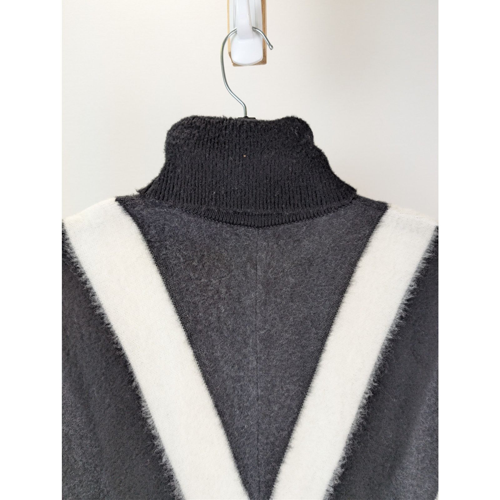 Saint Laurent Paris o1rshd1 graphic-print wool jumper sweater Sweatshirt Size US M / EU 48-50 / 2 - 15 Thumbnail