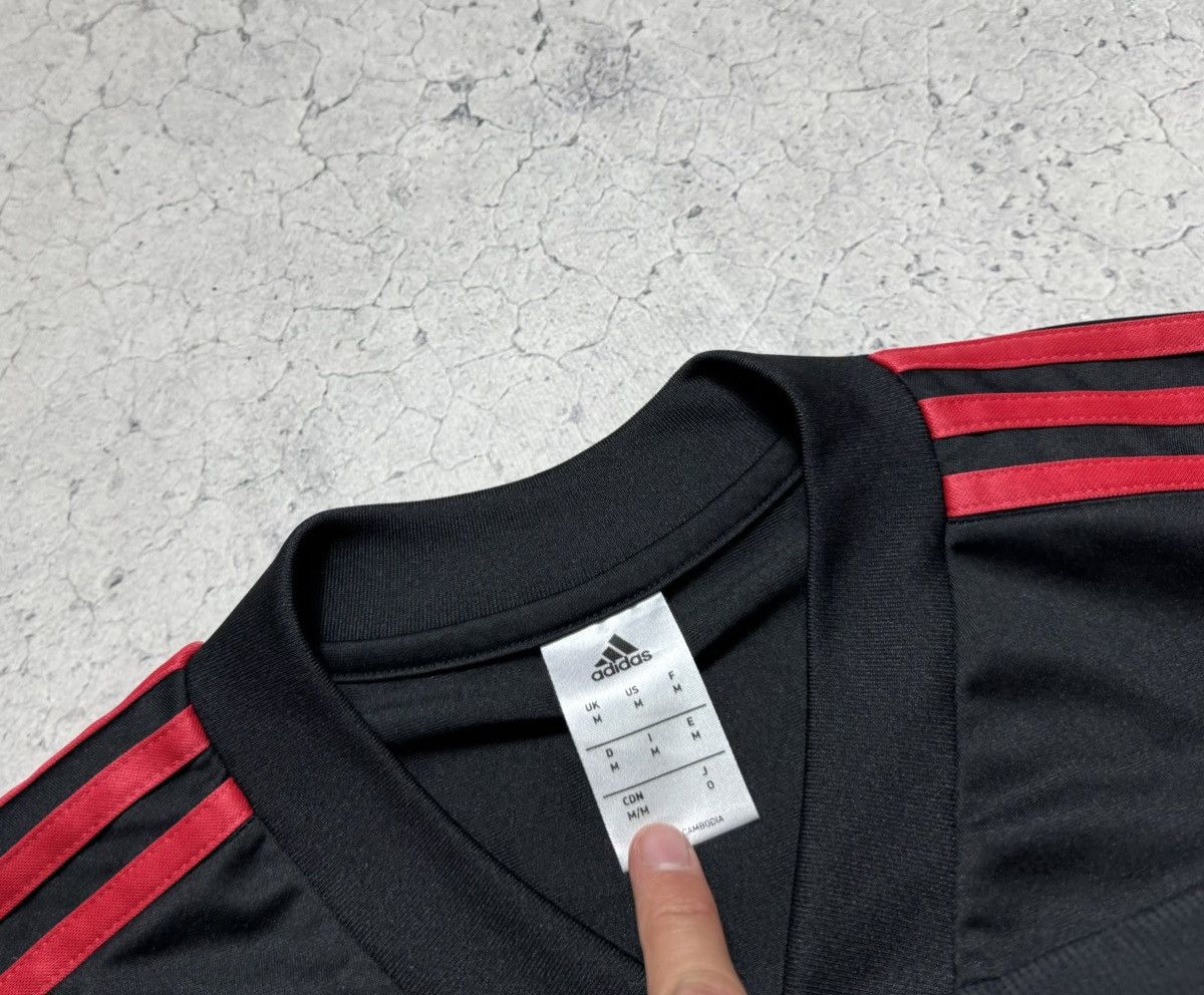 Adidas Adidas FC Manchester United Nylon Soccer Sweatshirt Football Size US M / EU 48-50 / 2 - 7 Thumbnail