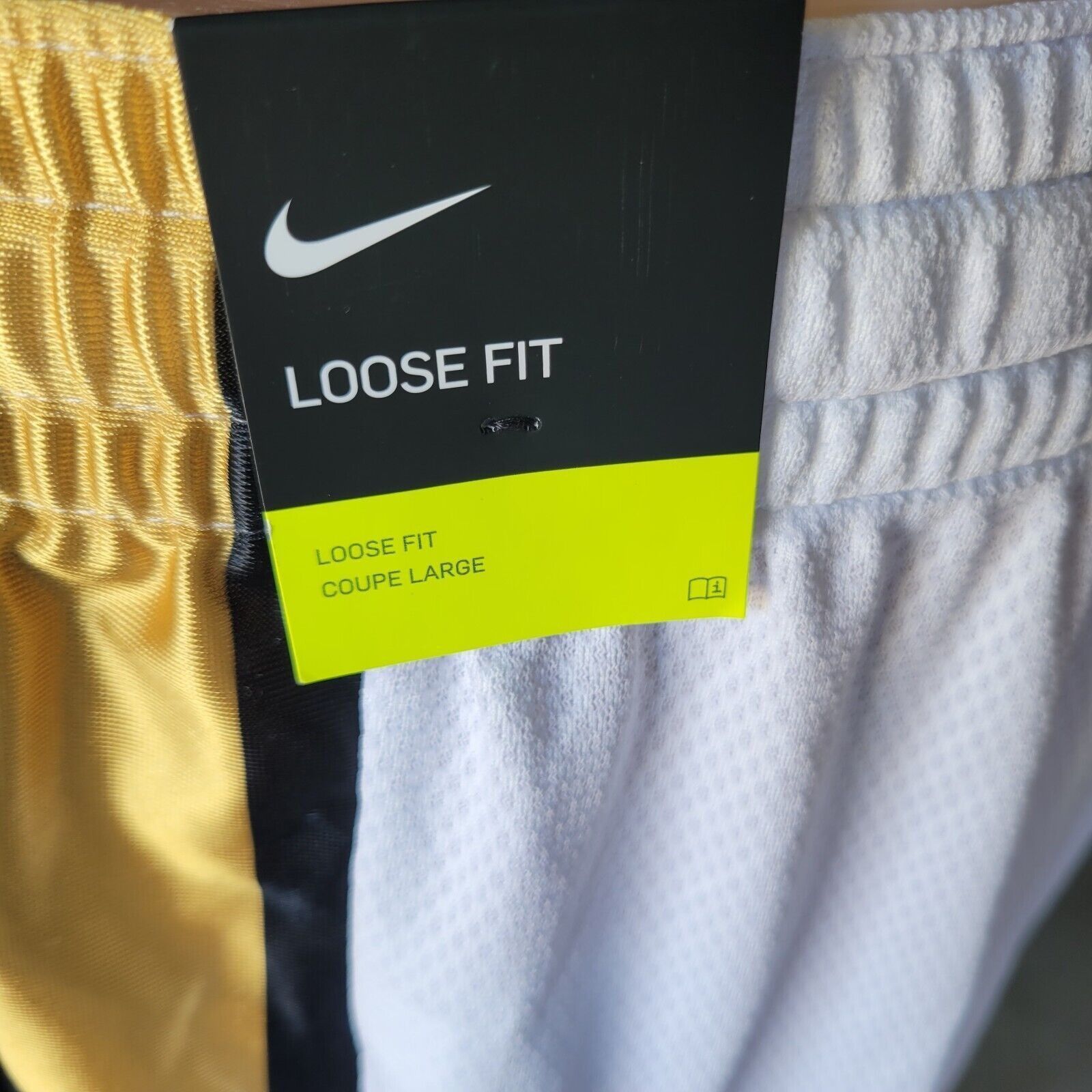 Nike Men's Nike Loose Fit Basketball Shorts. Size XL Size US 40 / EU 56 - 6 Thumbnail