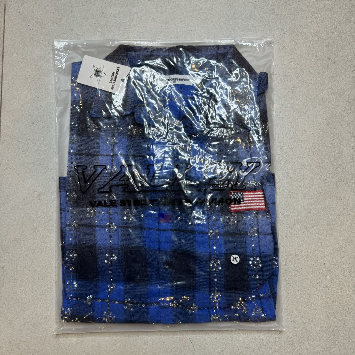 Vale Vale Forever The Blues Flannel SIZE LARGE Size US L / EU 52-54 / 3 - 3 Thumbnail
