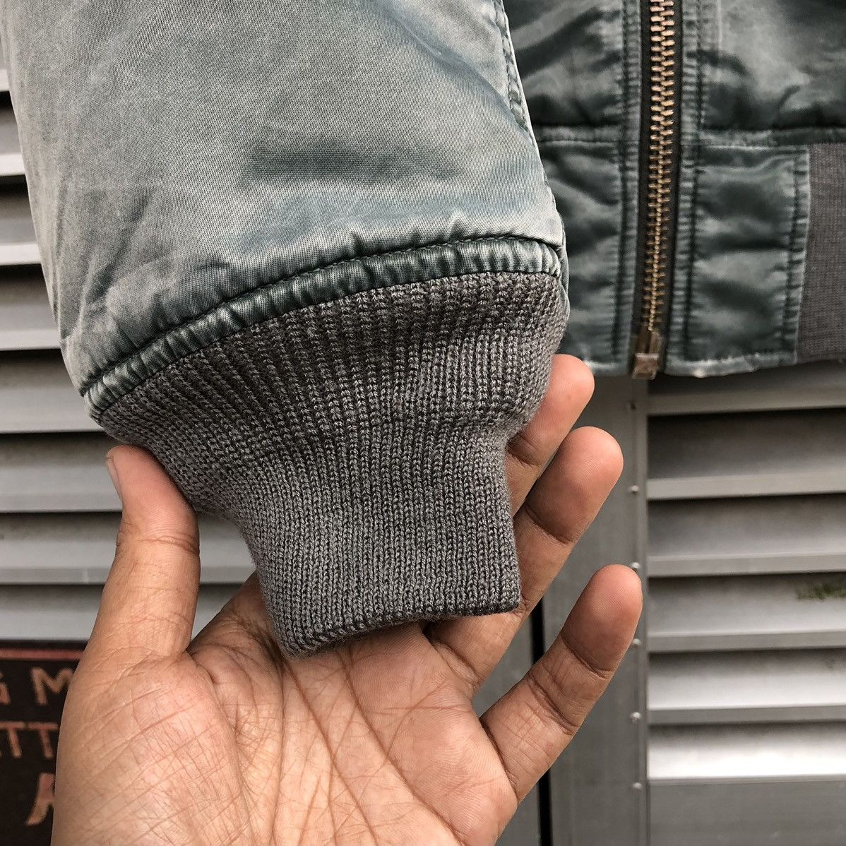 Vintage Vintage Sun Faded CAPABLE Intermediate Ma-1 Bomber Jacket Size US M / EU 48-50 / 2 - 9 Thumbnail