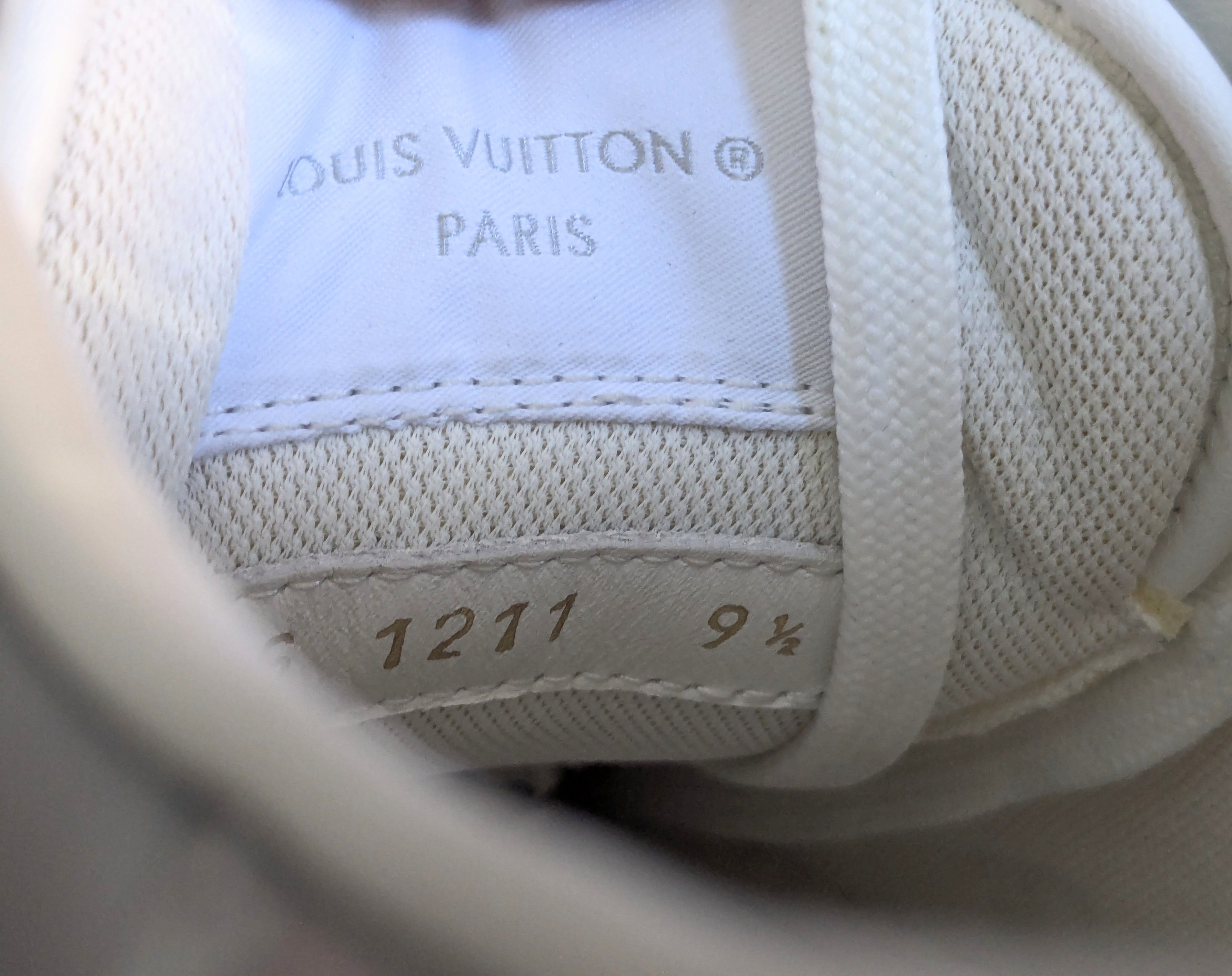 Louis Vuitton Louis Vuitton Monogram Sneakers Silver 10.5 Leather Size US 10.5 / EU 43-44 - 5 Thumbnail