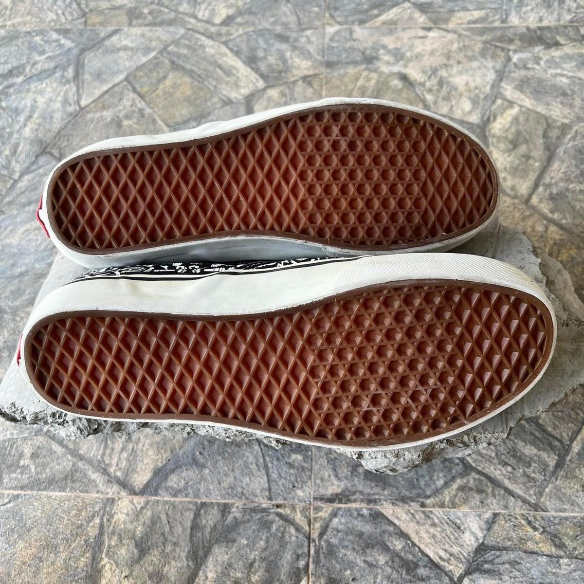 50 Cent × Eminem × Vans Vans Slip On Eminam Sample 50 cent obie trice Shady Records Size US 12 / EU 45 - 7 Thumbnail