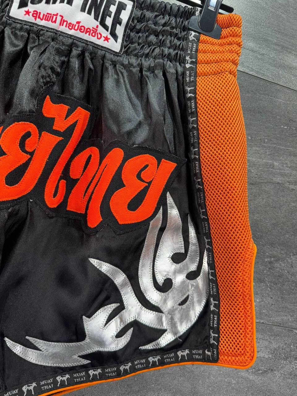 Other LUMPINEE BOXING SHORTS SPORT RETRO MUAY THAI MMA Size US 36 / EU 52 - 9 Thumbnail