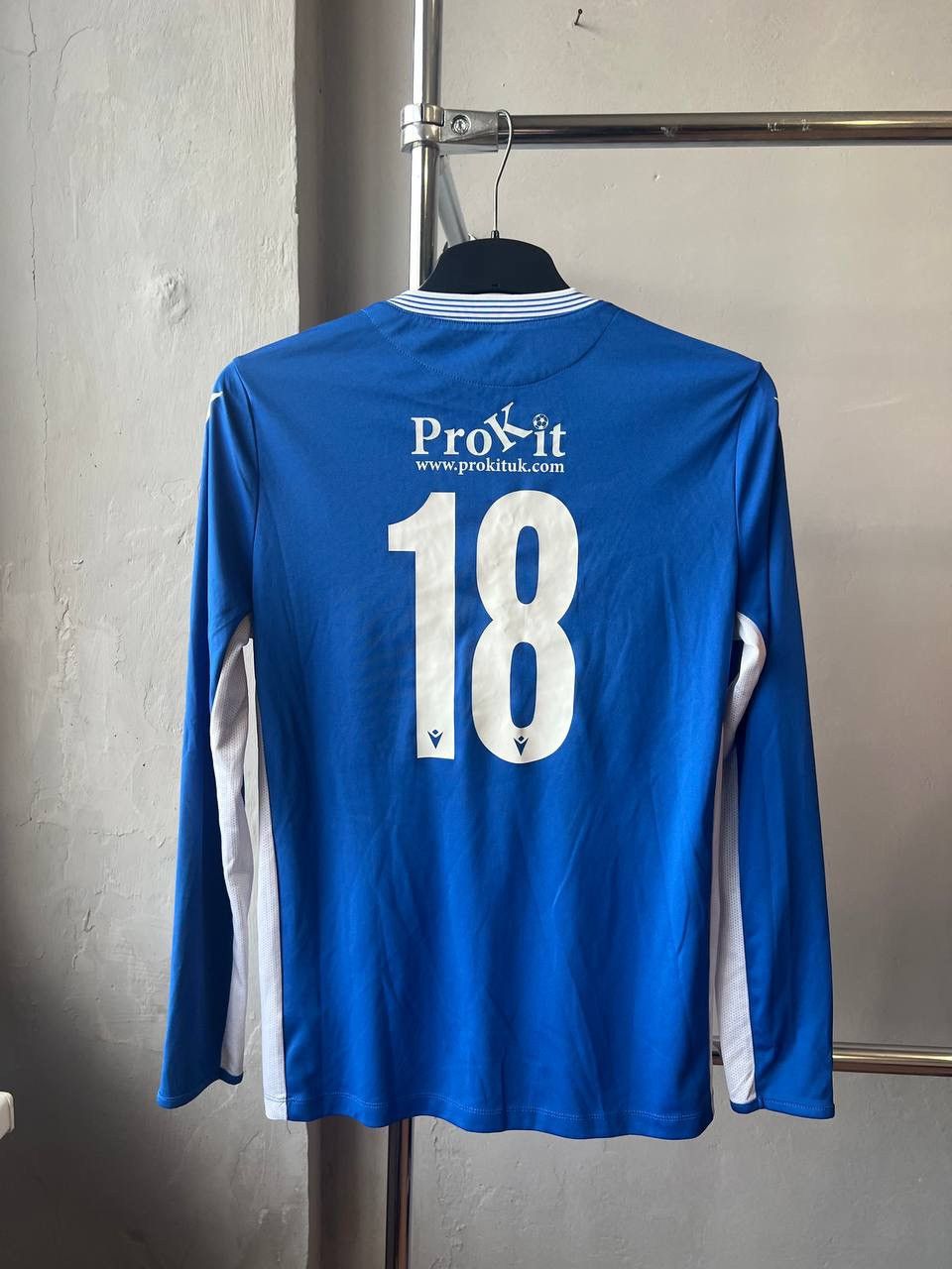 Macron 2019/20 BISHOP’S STORTFORD FC #18 HOME SOCCER JERSEY SHIRT M Size US M / EU 48-50 / 2 - 8 Thumbnail