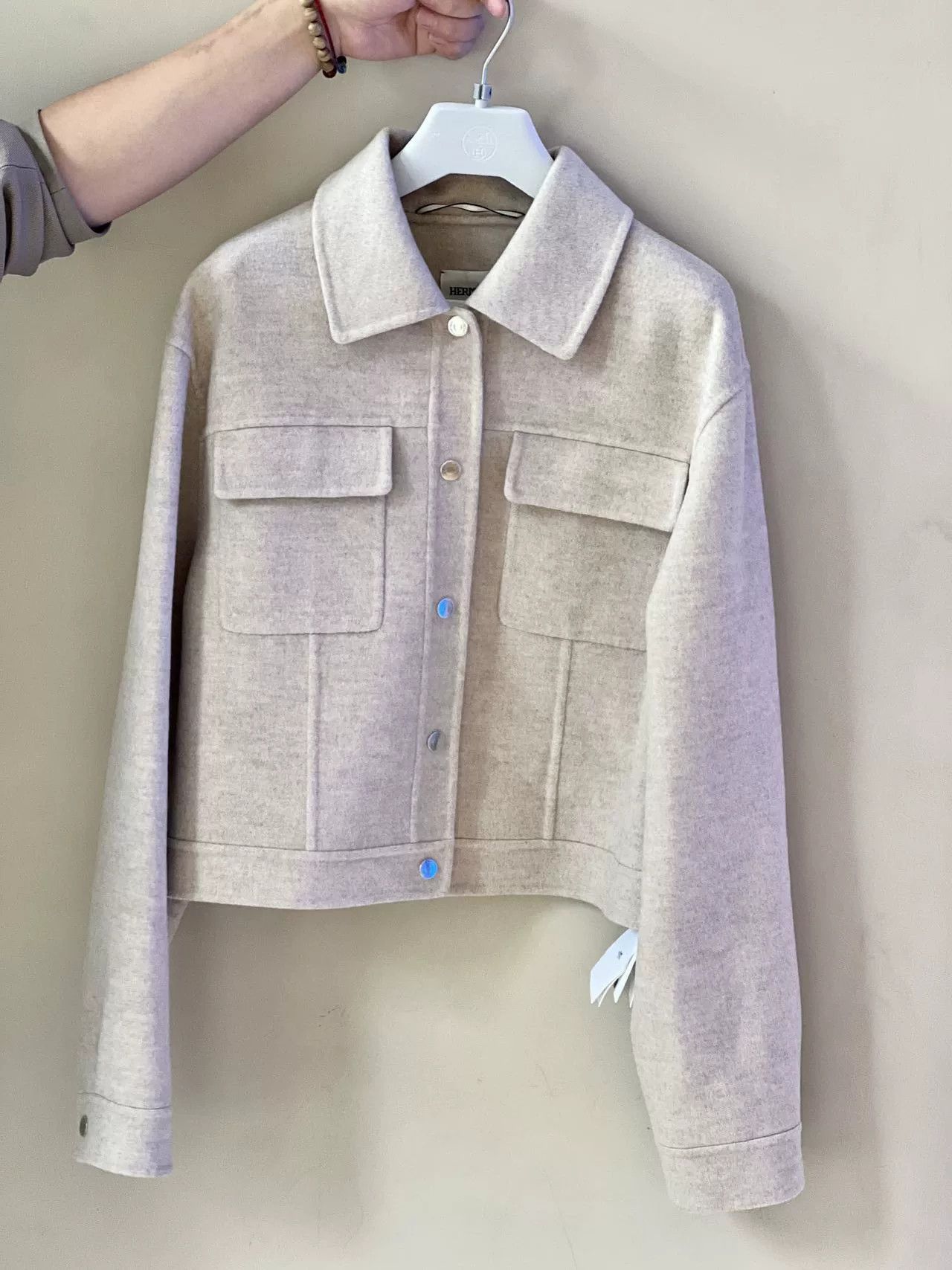 Hermes Hermes Women's Beige Cashmere Jacket Size US M / EU 48-50 / 2 - 1 Thumbnail