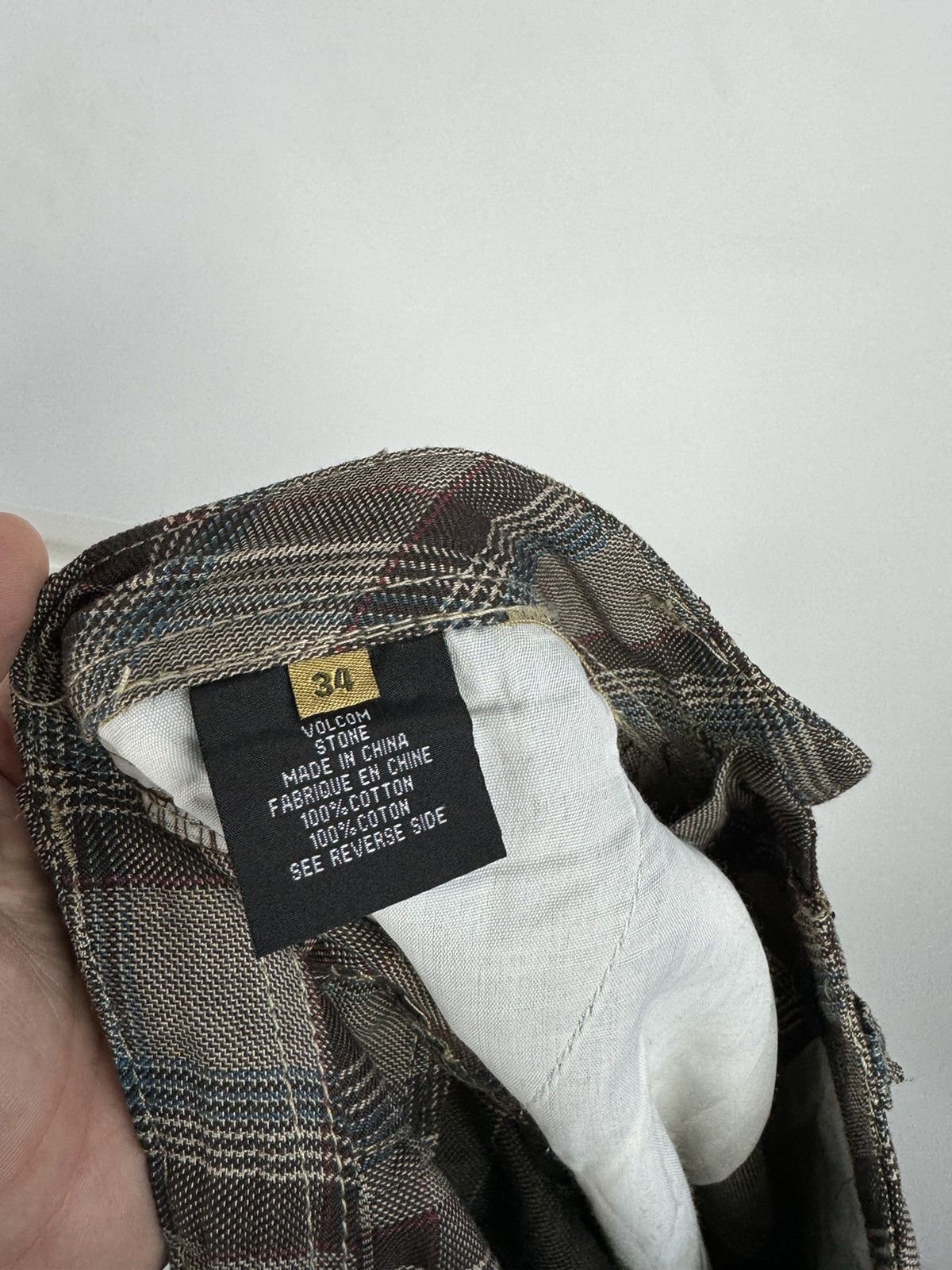 Volcom Vintage Volcom Scout Cargo Checkered Shorts Size US 34 / EU 50 - 7 Thumbnail