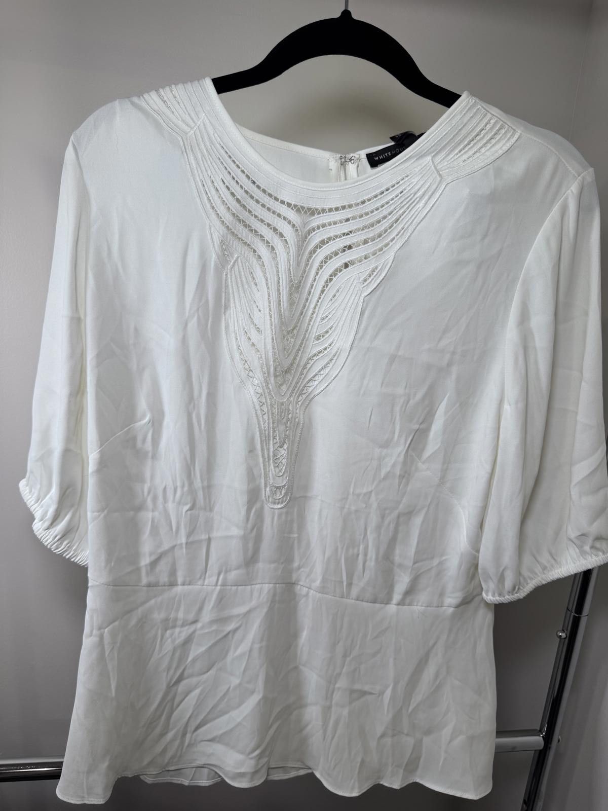Other White House Black Market Women's White Blouse Size 12 Size XL / US 12-14 / IT 48-50 - 1 Thumbnail