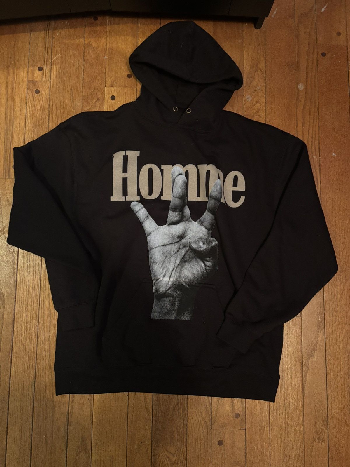 Homme + Femme La Twisted Fingers Hoodie Size US XL / EU 56 / 4 - 1 Thumbnail