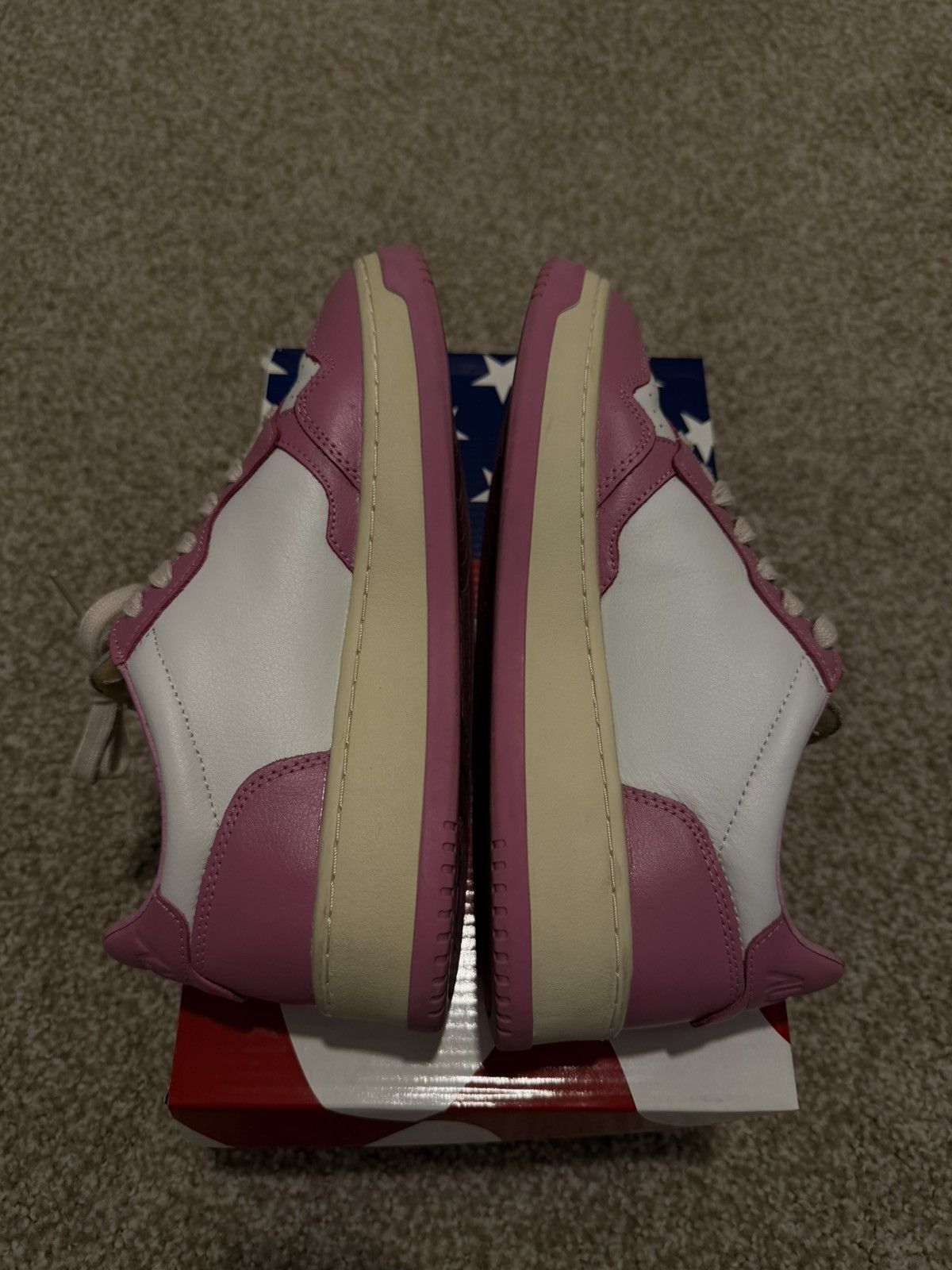 AUTRY AUTRY Pink Medalist Leather Sneakers Size 39 Size US 6.5 / EU 39-40 - 3 Thumbnail