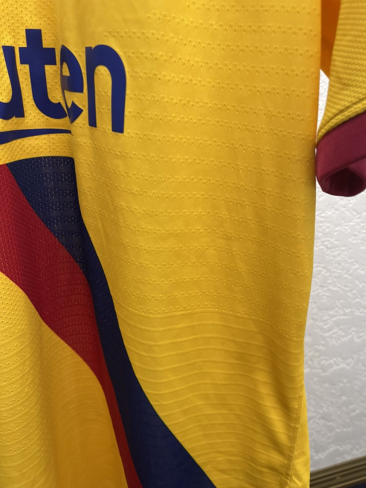 2019-2020 BARCELONA VAPORKNIT AWAY MESSI