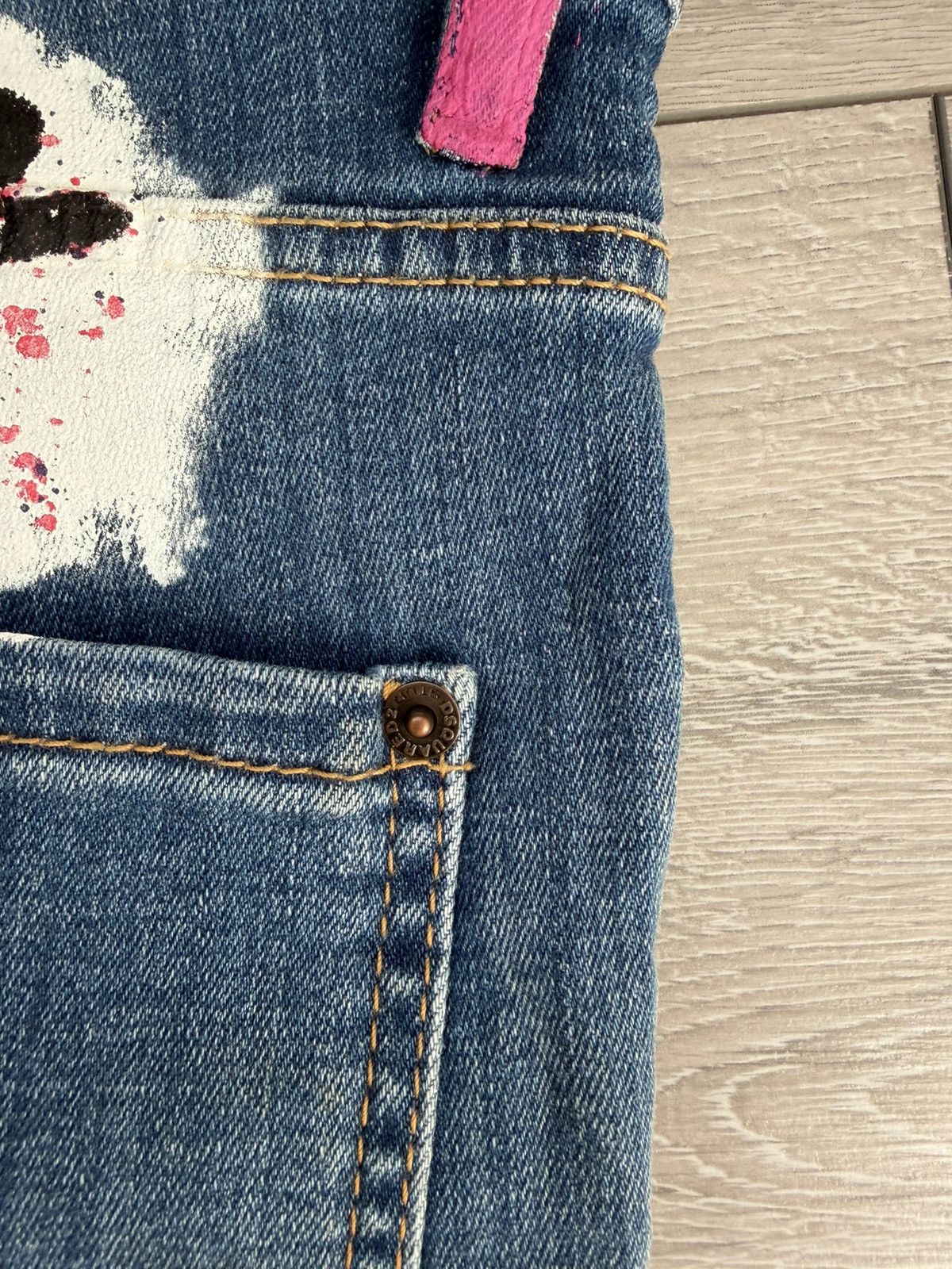Dsquared2 Dsquared2 Skinny Dan Graffiti Wash Cropped Jeans Size US 34 / EU 50 - 6 Thumbnail