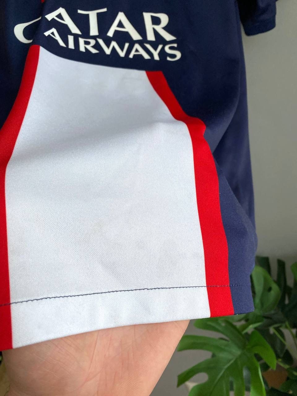 Nike PSG Paris Saint Germain 2022/23 Home Soccer Jersey, Size M Size US M / EU 48-50 / 2 - 9 Thumbnail
