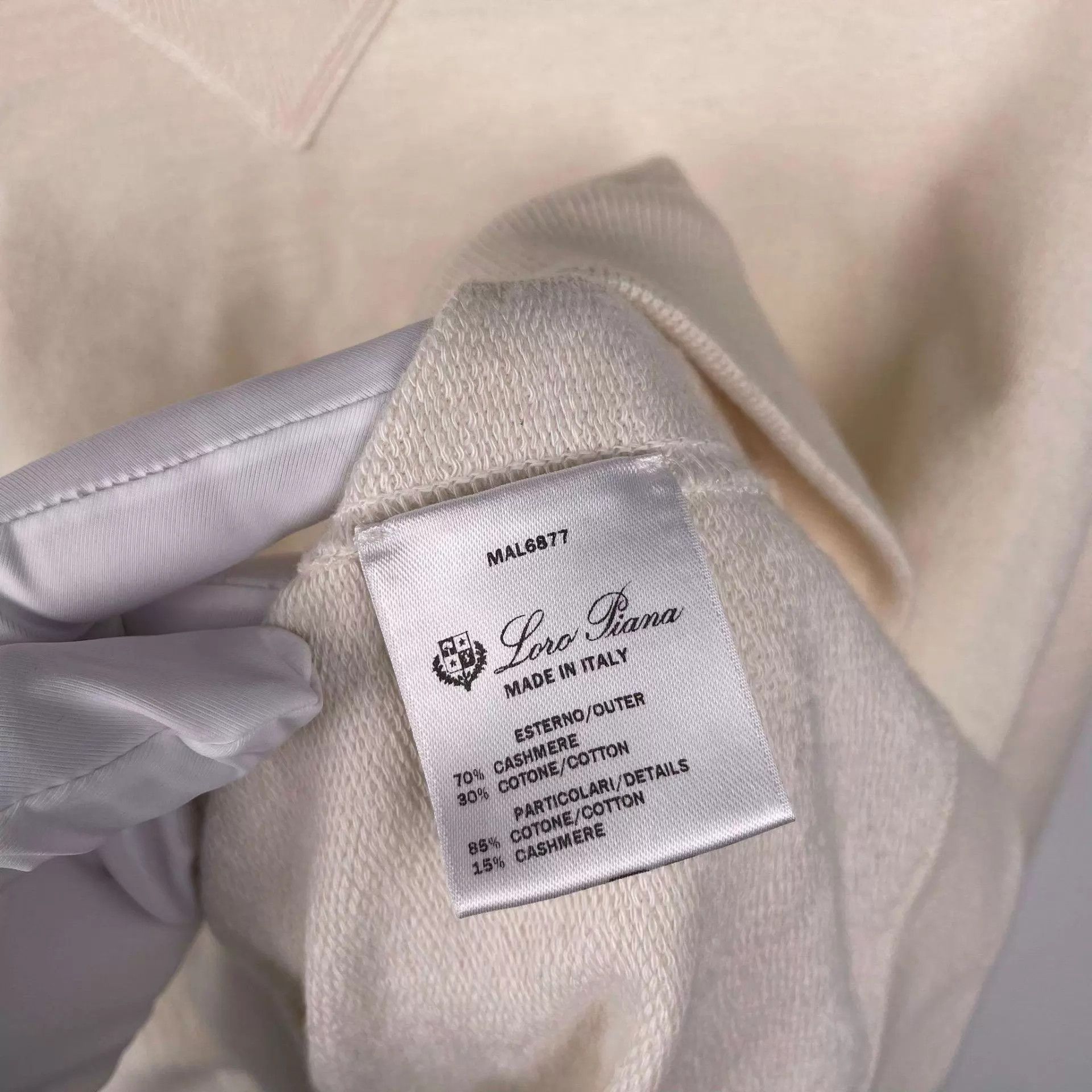 Loro Piana lp cashmere blend knit sweater XS white Size XS / US 0-2 / IT 36-38 - 3 Thumbnail
