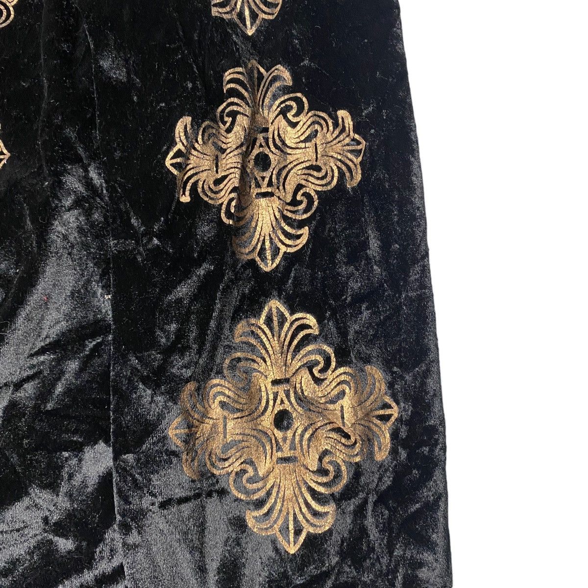 Hysteric Glamour × If Six Was Nine × Japanese Brand 2000's Macalester Tribal Cross Velvet Jacket Size US M / EU 48-50 / 2 - 6 Thumbnail
