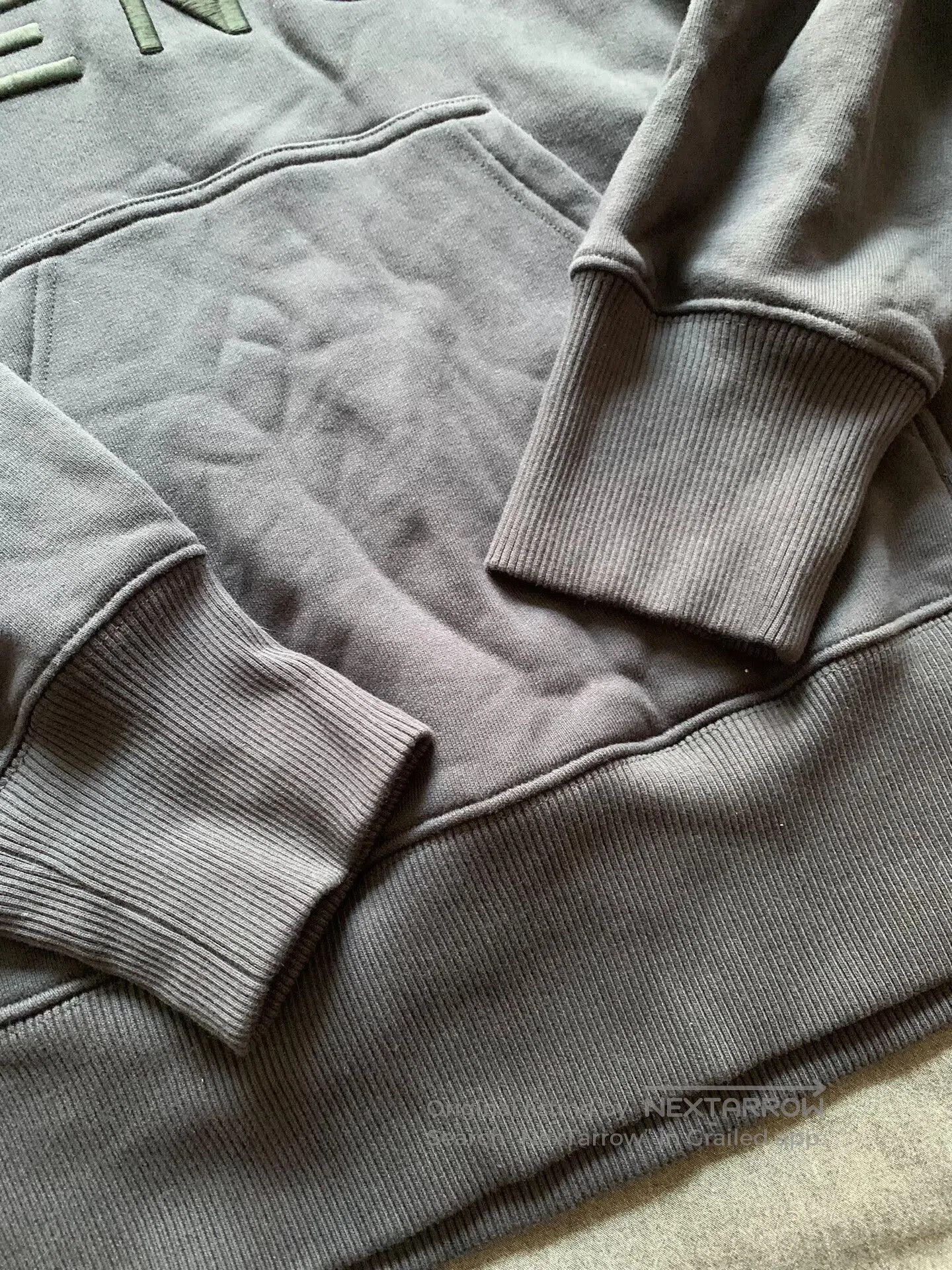 Givenchy Givenchy Embroidered Heavyweight Sweatshirt. Size US XL / EU 56 / 4 - 5 Thumbnail